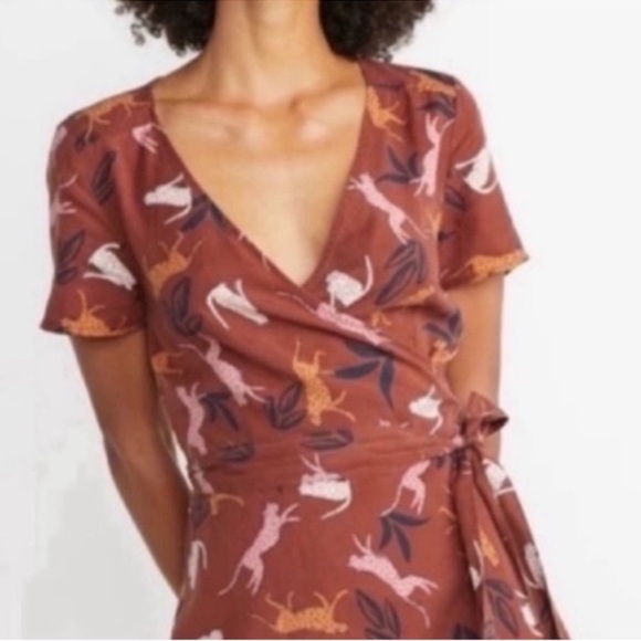 NWT Marine Layer Leonora Cheetah Cat Wrap Dress Rust Large - Picture 3 of 7